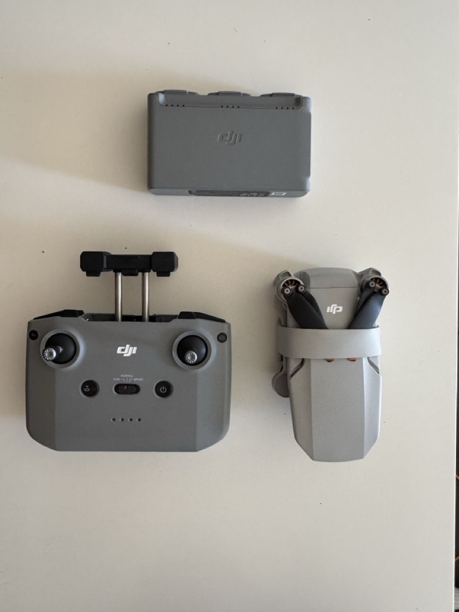 DJI Modellismo RC: DJI Mini 2 Fly More Combo – Usato da Uznach venduto da Jan9927