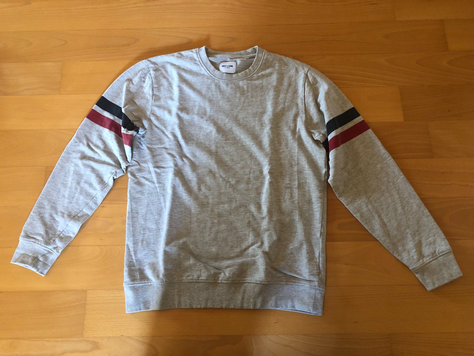 Maglioni & Felpe: Pullover Gr. M "ONLY&SONS", Herrenpullover – Usato da Jona venduto da ASMARADO