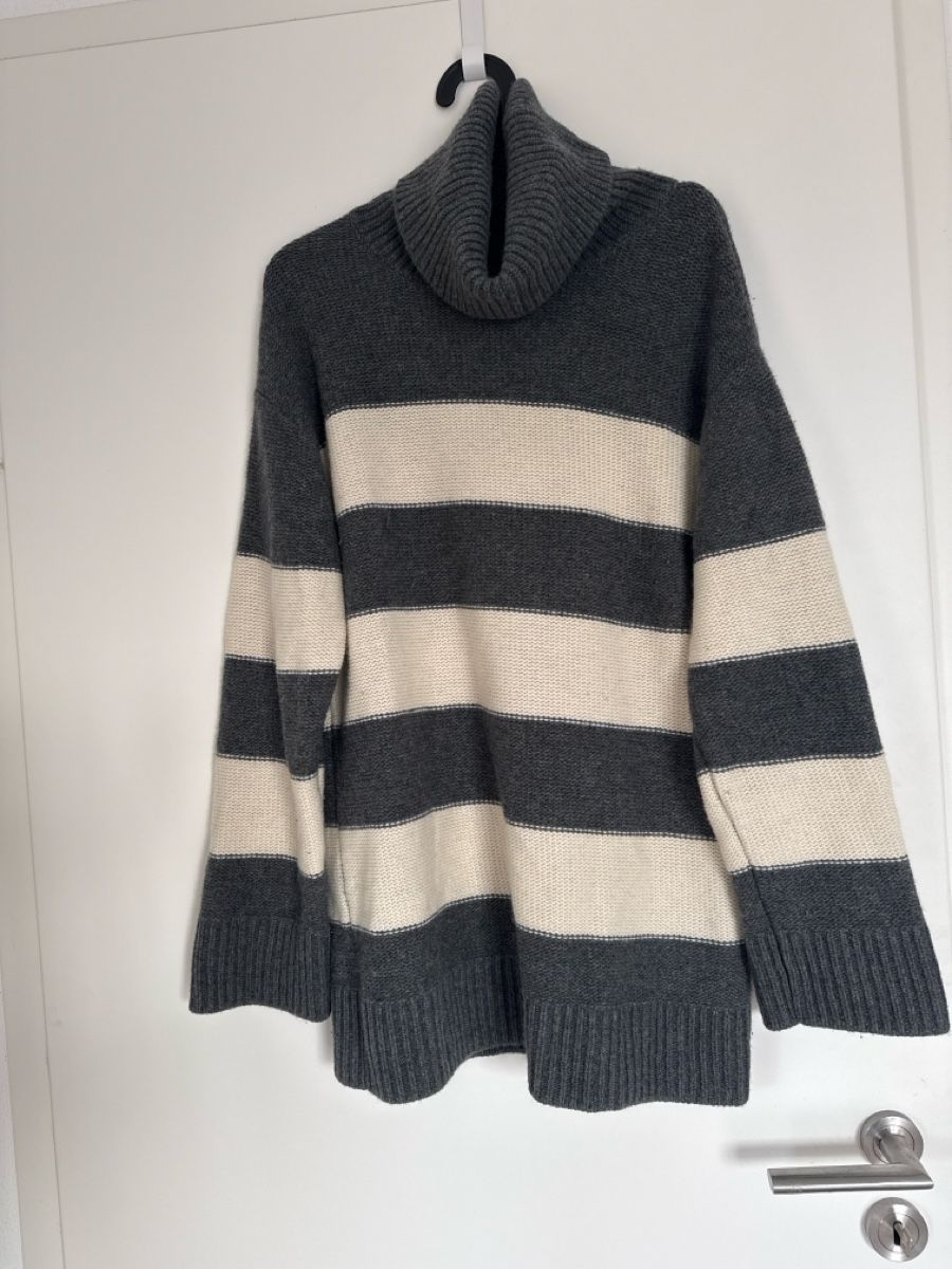 H&M Pulls & Sweat-shirts: Damen Rollkragenpullover gestreift  – D'occasion à Thayngen par lapalosa