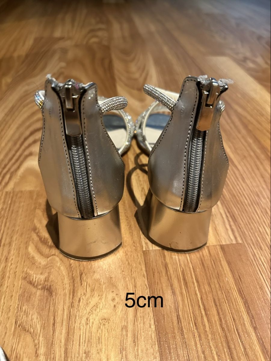 Damenschuhe: Sandalen mit Absat &Tasche Strass Gr.37 – Gebraucht aus Triengen von nes_l8cj 2