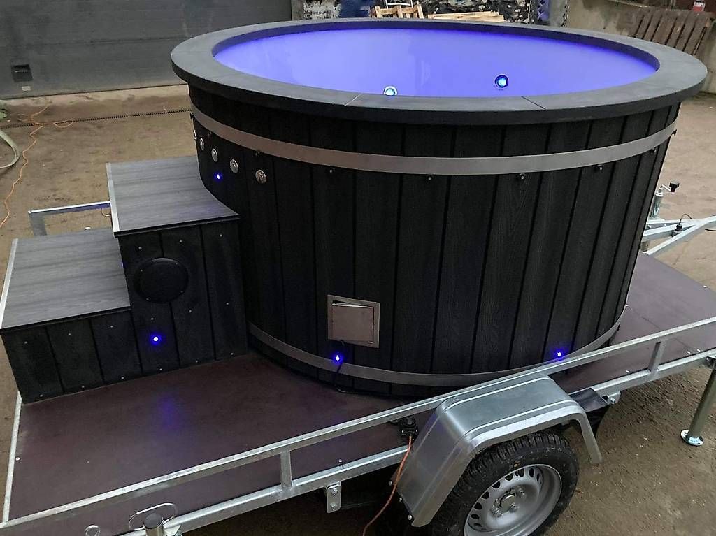 Whirlpool: Mobiler Hotpot , Badefass , Whirlpool inkl. Anhänger – Usato da St. Gallen venduto da Spa_at_Home911 5