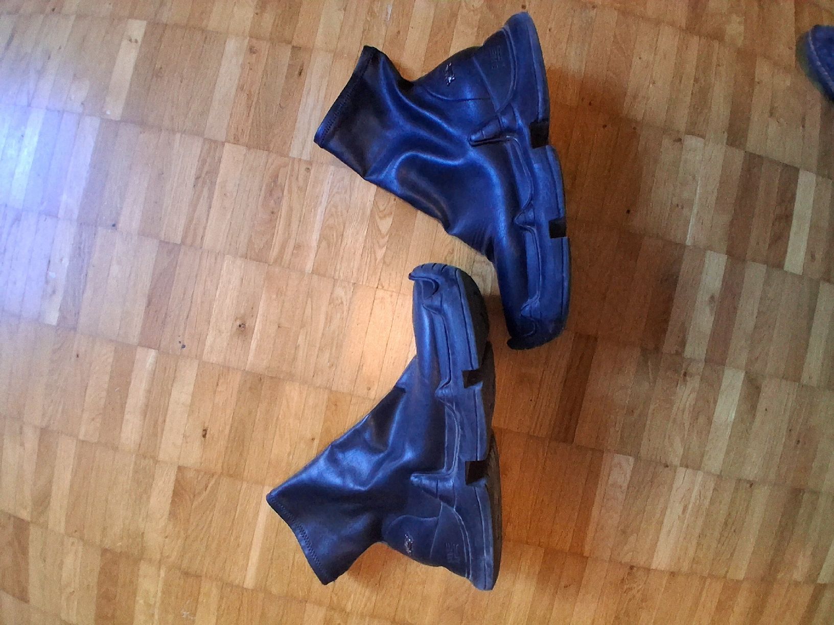 Swear Scarpe da uomo: Swear London Schwarze Schuhe – Usato da Zürich venduto da moved2kingston