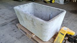 Beton Brunnen Trog