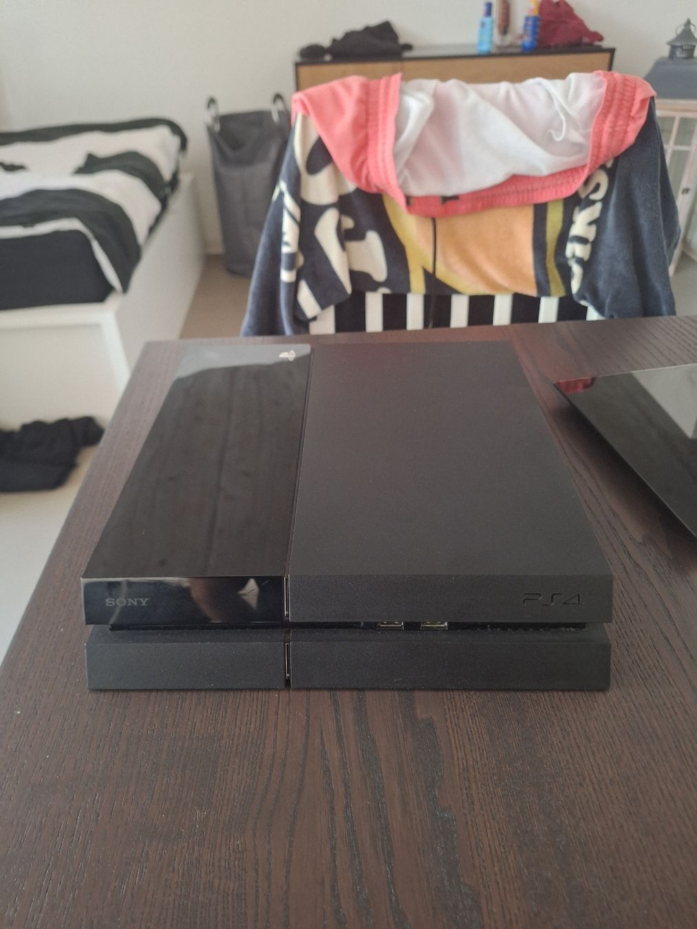 Sony Console: PS4 für Bastler – Difettoso da Flamatt venduto da SimonNomis19