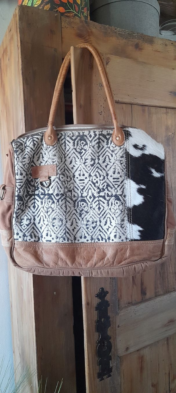 Borse da donna: Sac Lubéron 40x35 – Usato da Pleigne venduto da lulu0012