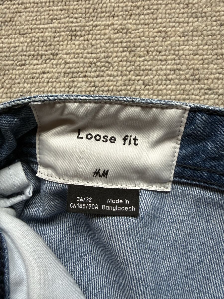 H&M Jeans: Loose Fit Jeans size 36/32 – Usato da Davos Glaris venduto da noa_59j8 2