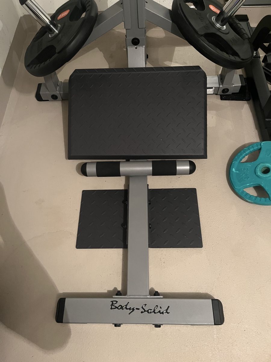 Vélos d'appartement: Body Solid SQUAT Machine – Neuf (Voir description) à Dietikon par Berry2407 2