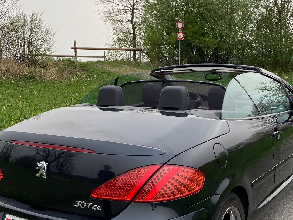 Peugeot Autos: Peugeot 307 2.Oi Cabrio – Gebraucht aus Wetzikon ZH von stippi01