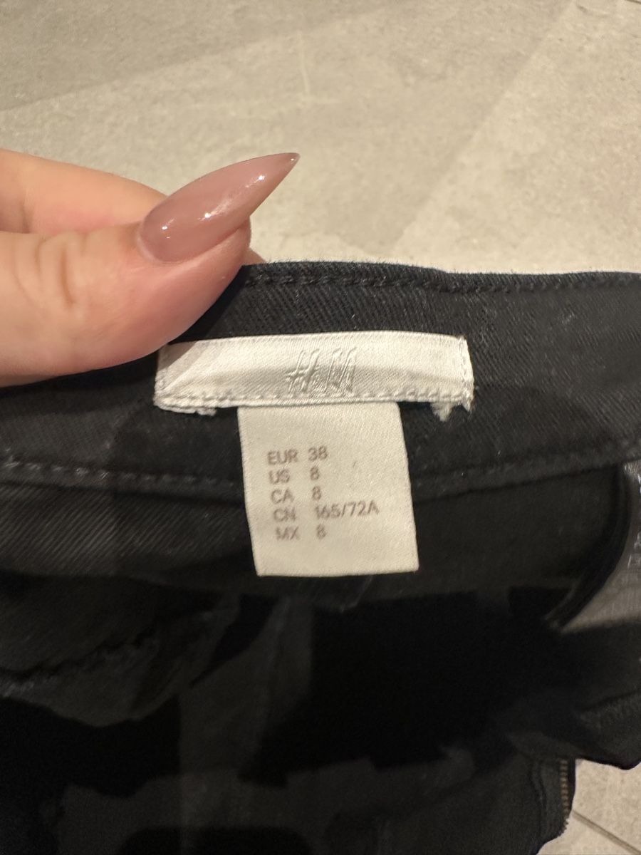 H&M Pantaloni: H&M Shorts, Grösse 38 – Nuovo (secondo la descrizione) da Ottenbach venduto da Irinaberther 3