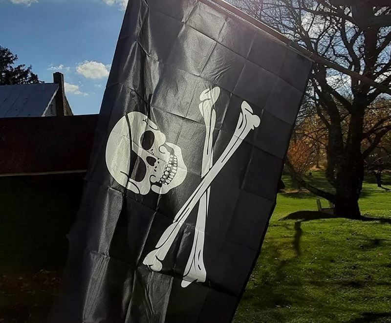 Piratenflagge Jolly Roger 90x150 Cm – Blackbeard Edward Teach, Wetterfest Mit Messingösen