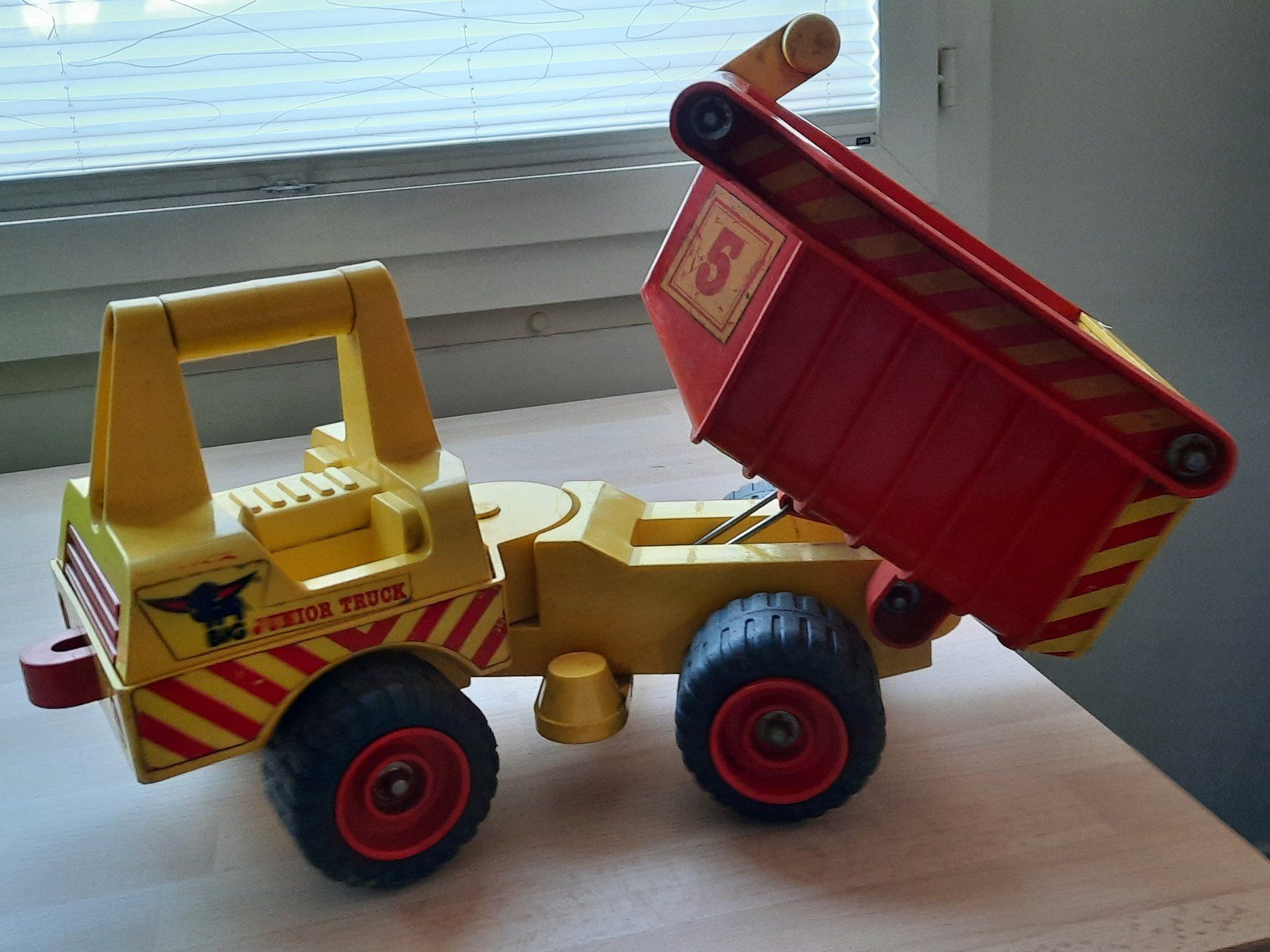 Camions-bennes: Kipp-Lastwagen – D'occasion à Winterthur par Namo1 1