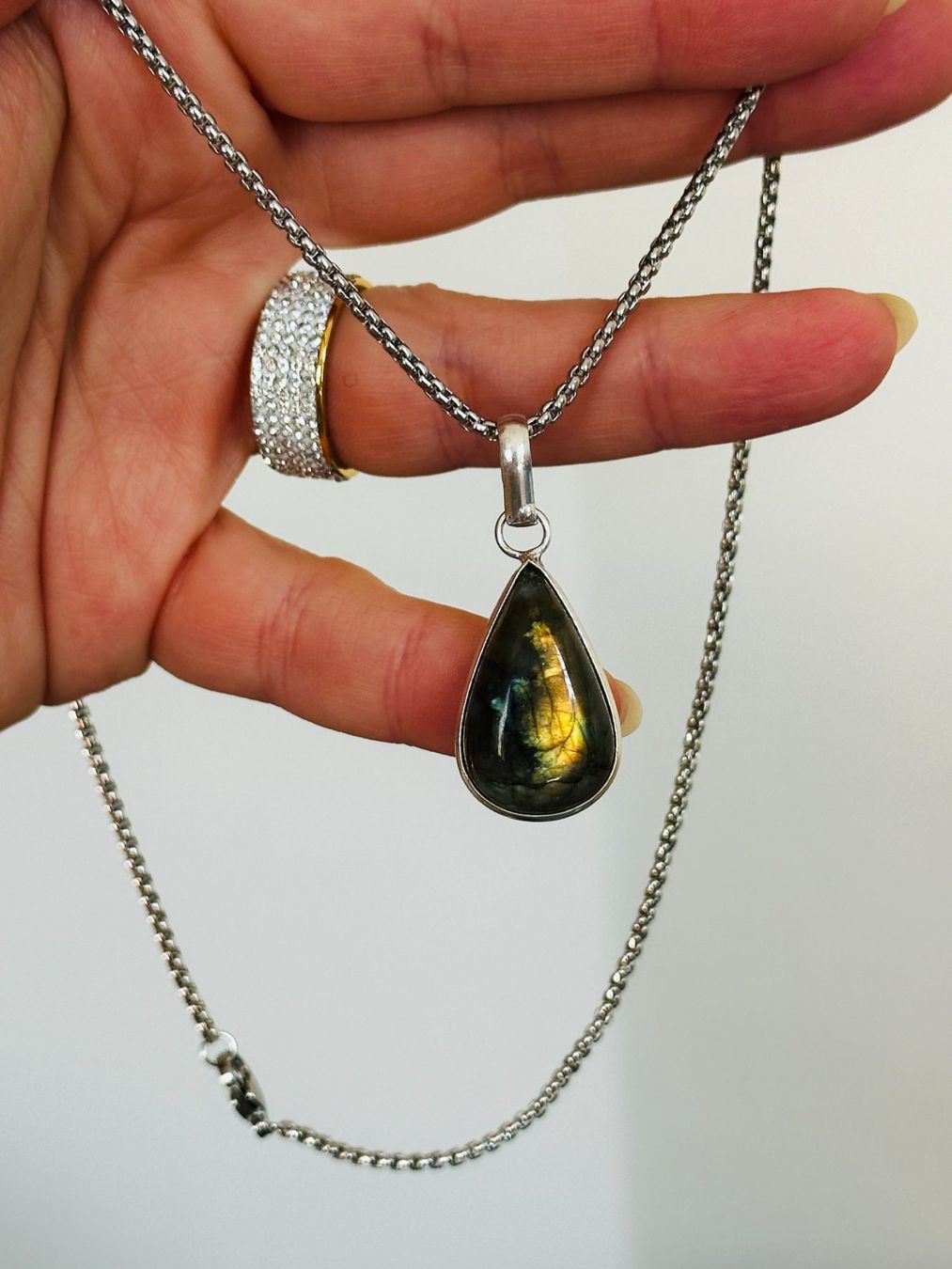 Catenine: Labradorite necklace – Nuovo e nell'imballaggio originale da Genève venduto da AGBERG 2