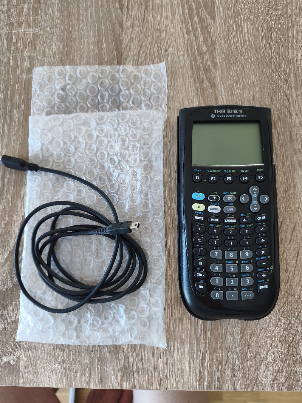 Texas Instruments Calcolatrici tascabili: Texas Instruments - TI-89 Titanium – Usato da Glis venduto da hunter930