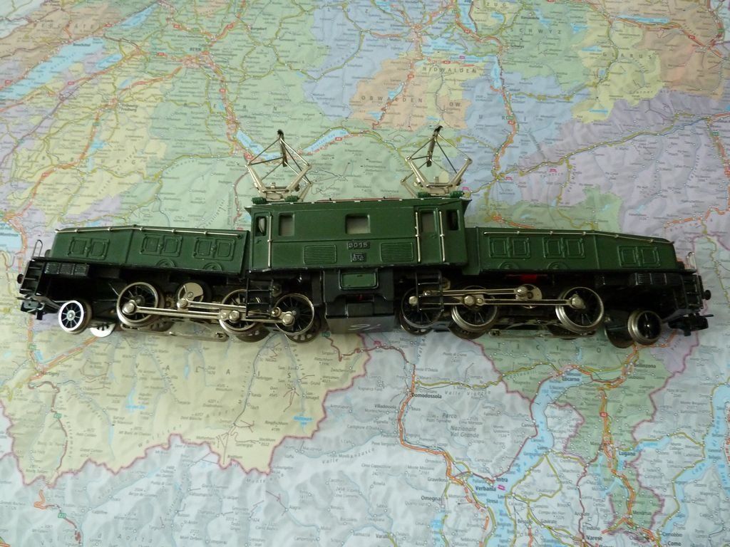 Märklin Modellini di ferrovie: Märklin Crocodile 3015 – Usato da Villigen venduto da Panthertwo