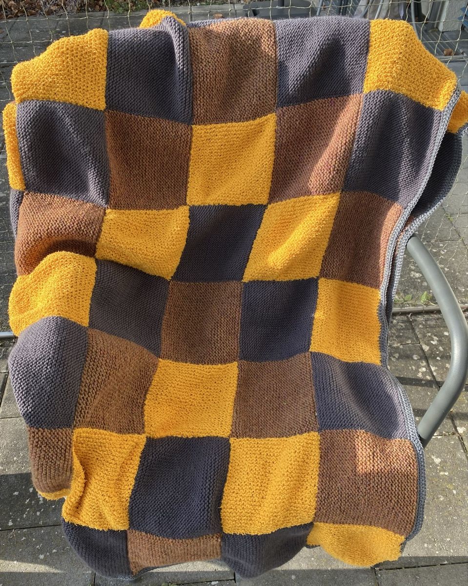 Coperte: Wunderschöne Plätzlidecke / Patchworkdecke, selbstgestrickt – Nuovo e nell'imballaggio originale da Dietlikon venduto da Sa_Biene 1