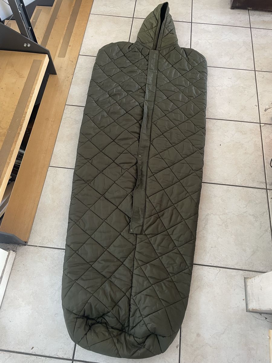 Schweizer Armee Sacchi a pelo: Sac de Couchage Militaire Richner + Cie Genève – Usato da Vallamand venduto da Bricbracbroc82