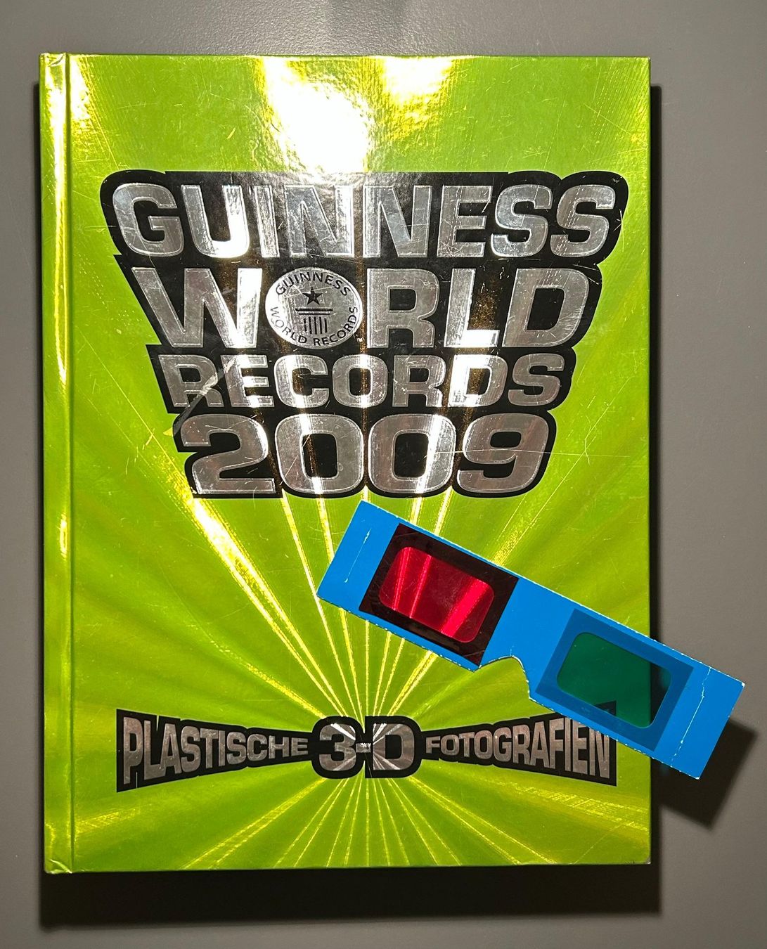 Libri: Guinness Buch der Rekorde 2009 3D – Usato da Urtenen-Schönbühl venduto da sanfilipp0