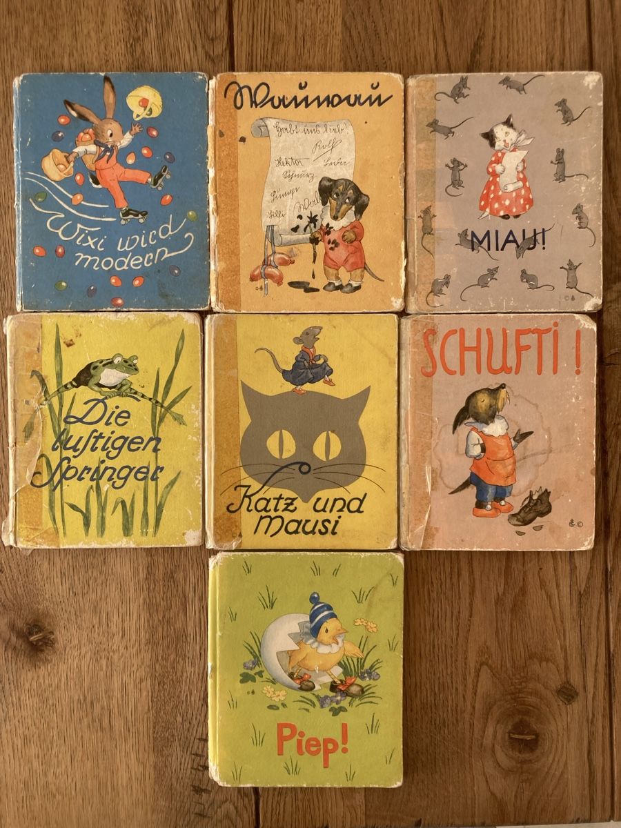 Libri: 7 wunderbare alte Kinderbüechli – Usato da Othmarsingen venduto da Elkyko