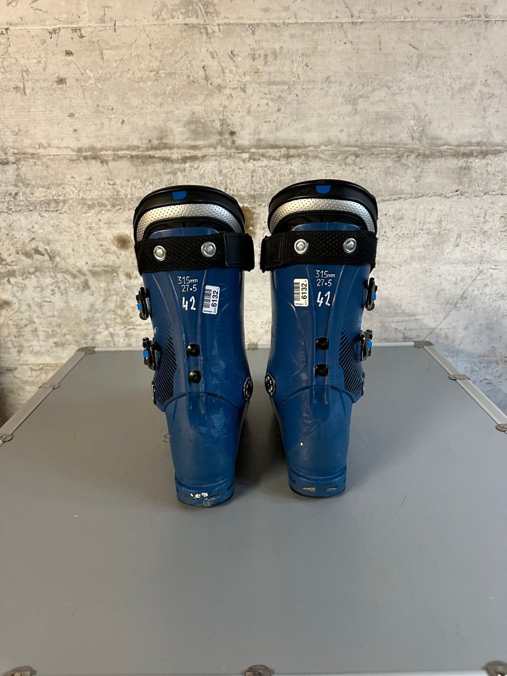 Tecnica Scarpe da uomo: Tecnica Skischuhe 27.5 / Gr. 42.5 – Usato da Emmenbrücke venduto da karkarkar 3