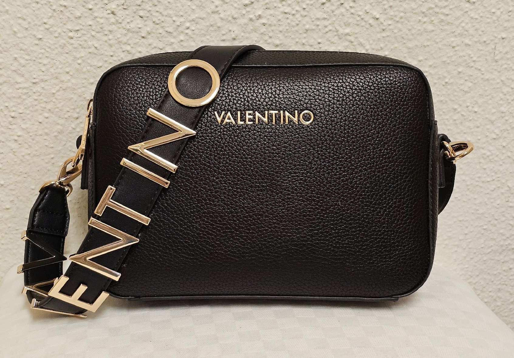 Mario Valentino Tasche