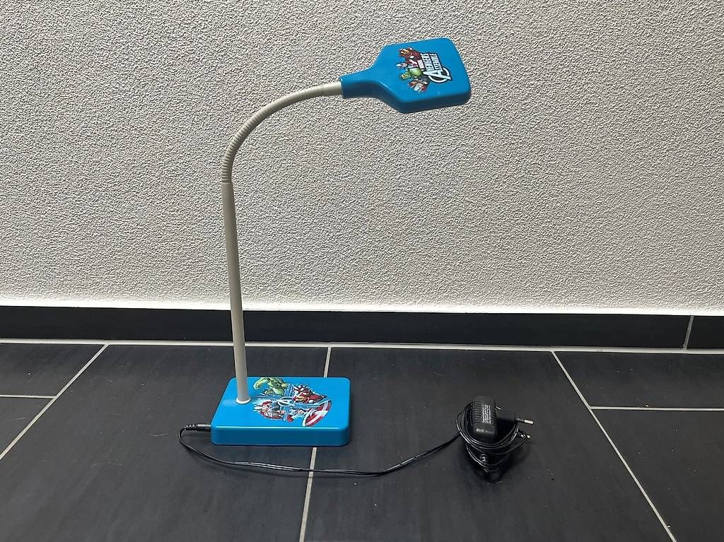 Lampen: LED Schreibtisch-/Nachttischlampe "Marvel" – Gebraucht aus Steffisburg von Dolphin012