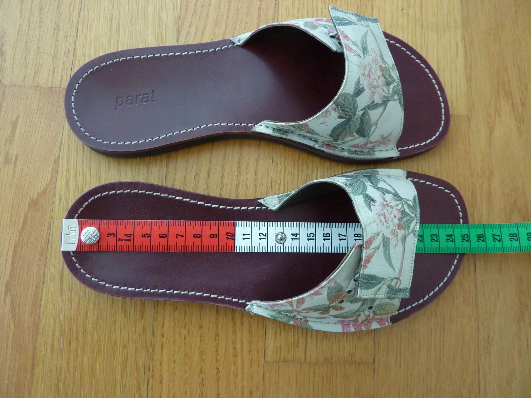 Scarpe da donna: Pantoletten Mules Sandalen – Usato da Allschwil venduto da millefiori3 5