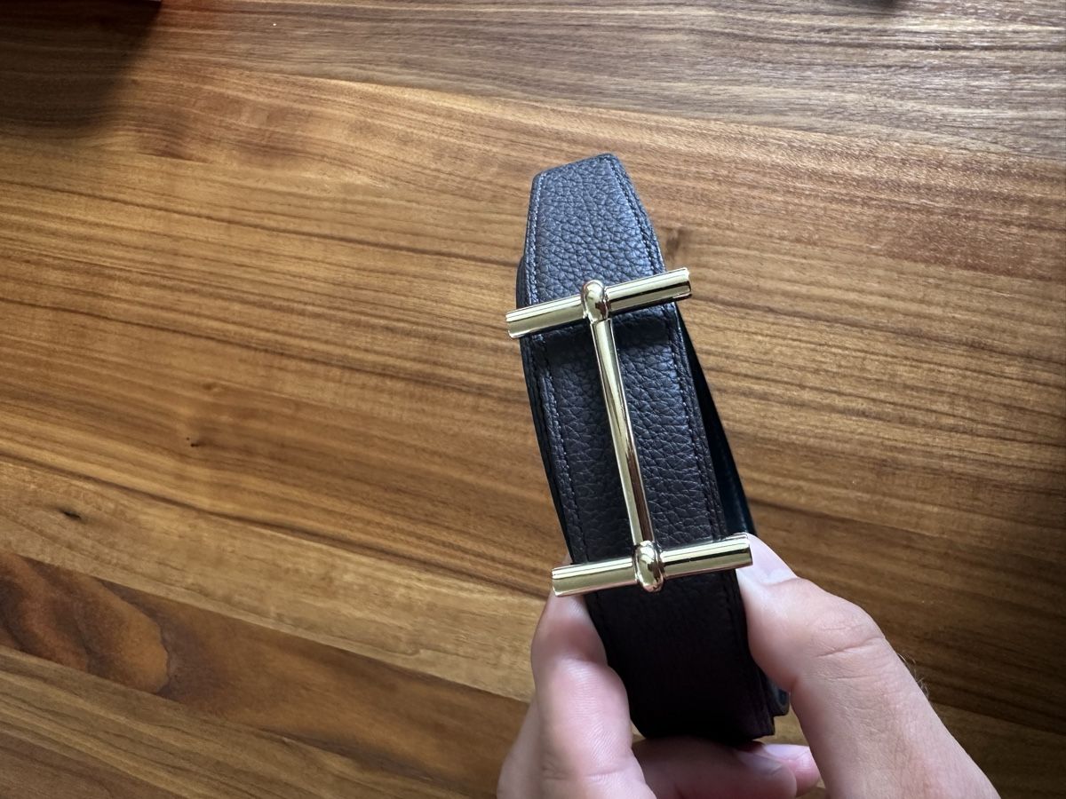 Hermès Cinture: Hermes Gürtel Leather Gold Buckle Size 85 – Nuovo (secondo la descrizione) da Riedern venduto da Fadrinski 1