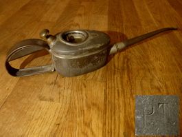 Antike Ölkanne Ölspritzer PT 1  1/3 Vintage cool Länge 31 cm