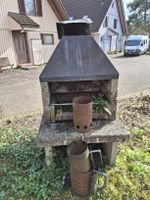 Steingrill mit Kamin - Bereit für den Sommer!