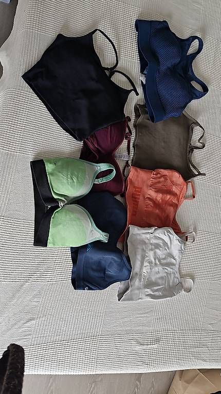 Altra biancheria intima: Sport BHs, Grösse M – Usato da Wollerau venduto da ste_j59b