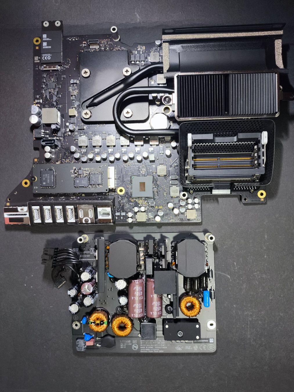 Apple PC: iMac Mainboard 2017 27" 5k Ersatzteil – Usato da Möhlin venduto da mcintel