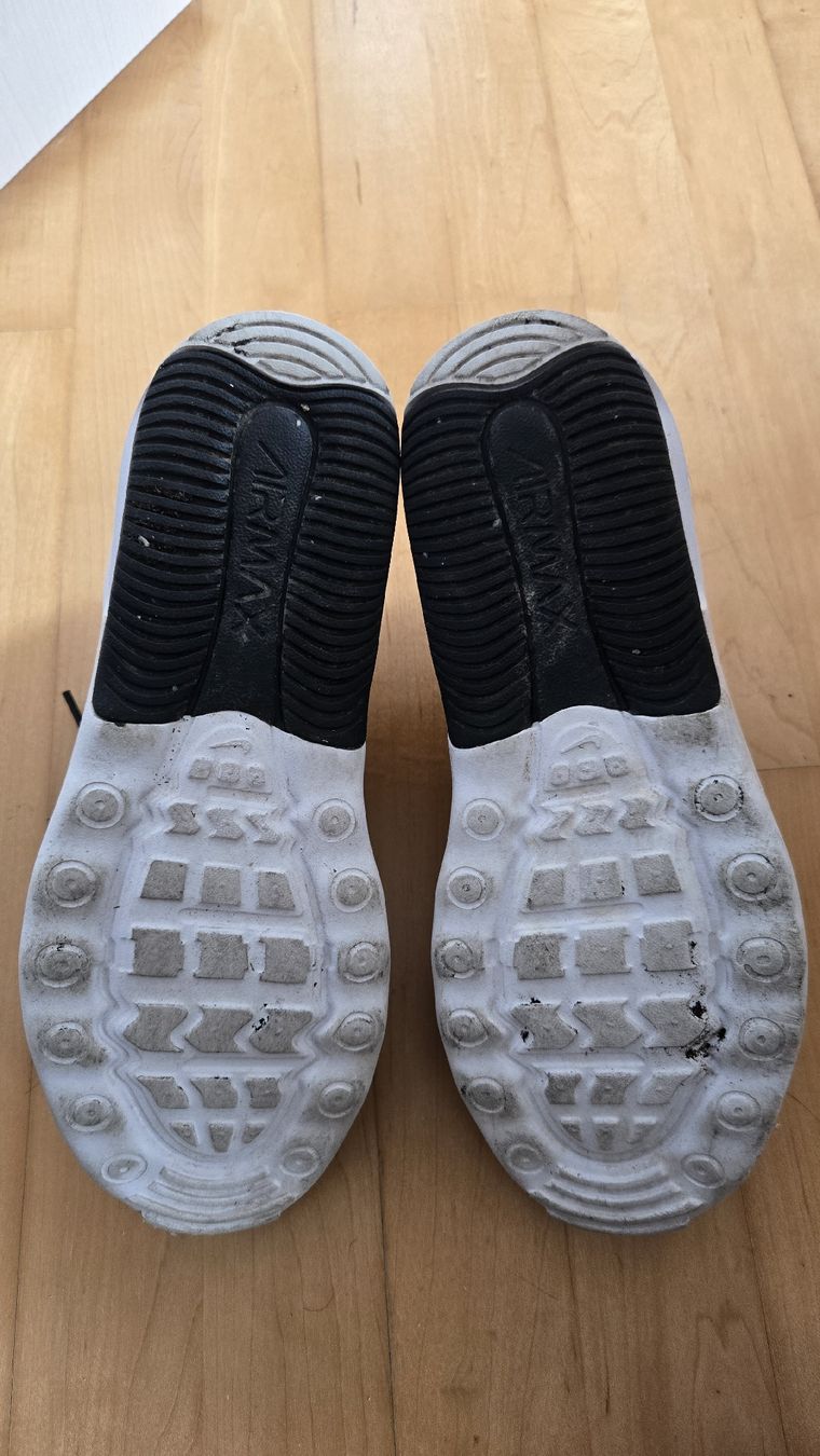 Nike Herrenschuhe: Nike Air Schuh Kids Gr.39 – Gebraucht aus Schötz von Nico040 1
