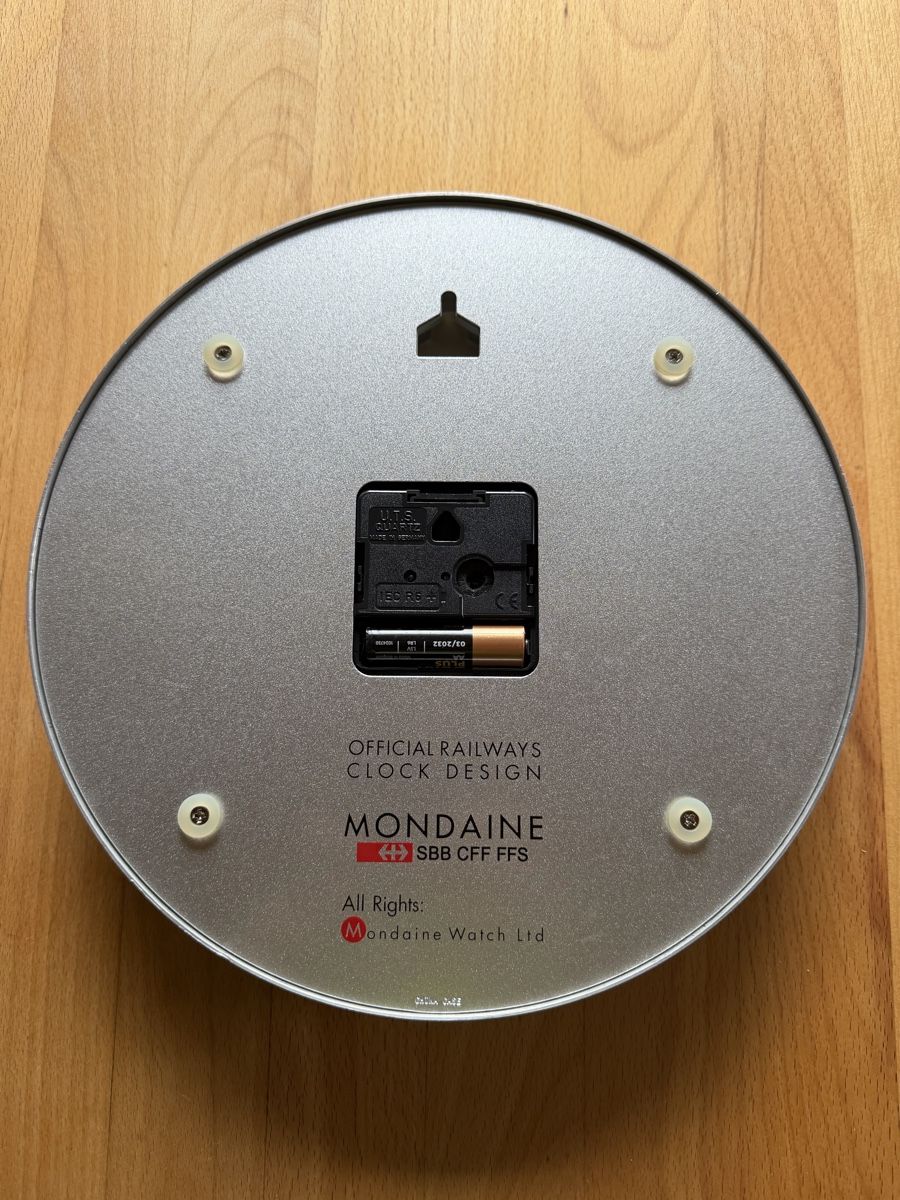 Mondaine Uhren: MONDAINE SBB CFF FFS Wandhur – Defekt aus Bolligen von Meanstreak 2