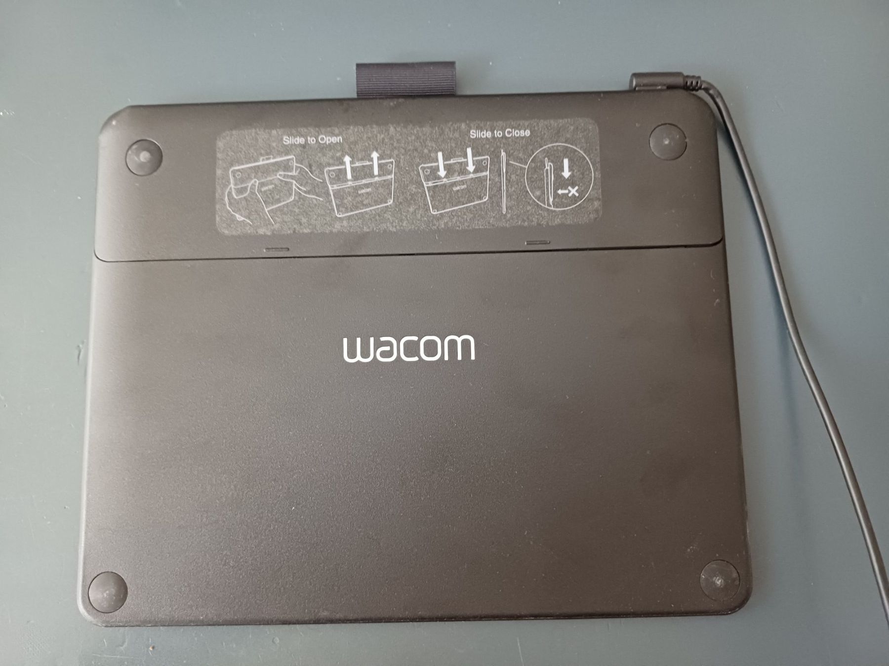 Wacom Tablet PC: Wacom Intuos CTH-40 Grafiktablet mit Stift – Gebraucht aus Zürich von Atad 3