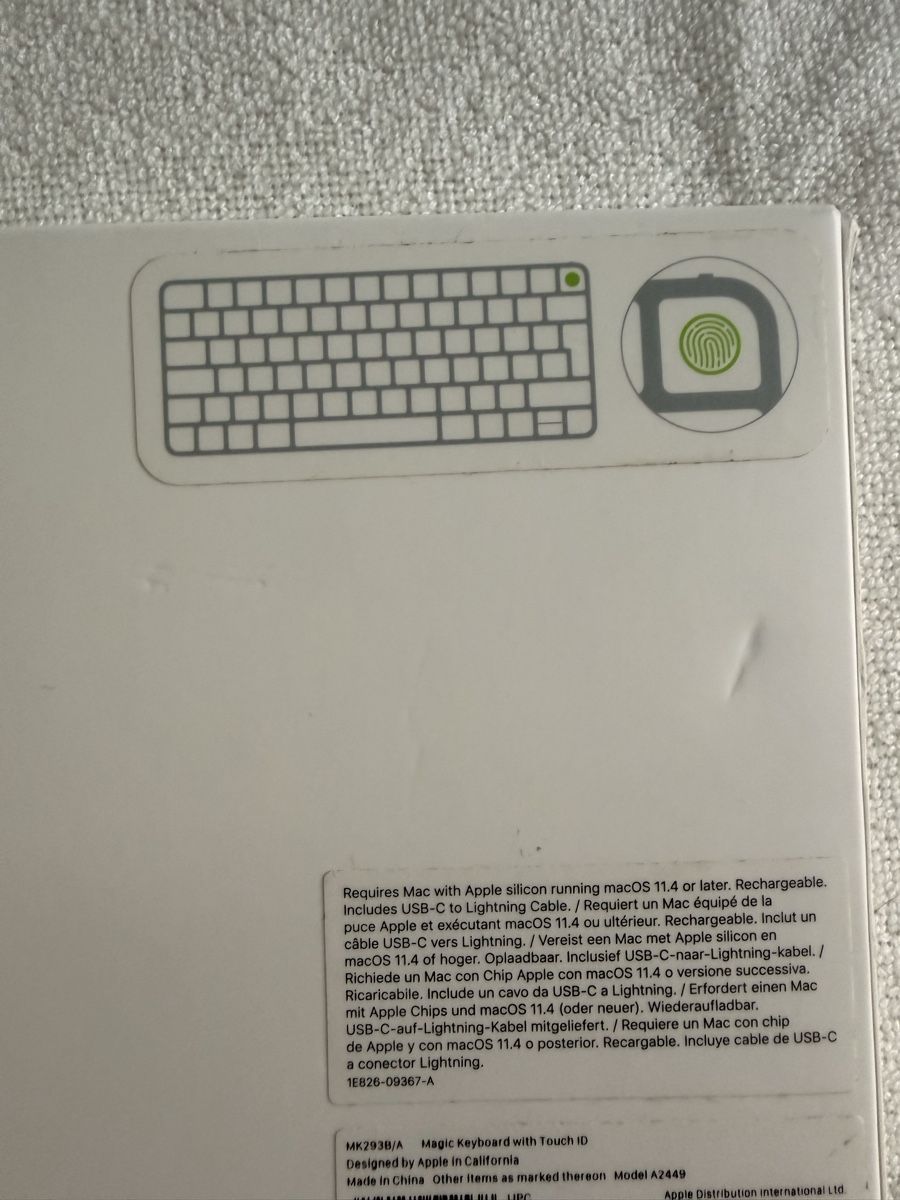 Apple Tastiere: Apple Magic Keyboard with Touch ID as new – Nuovo (secondo la descrizione) da Genève venduto da aki_xbk9 1