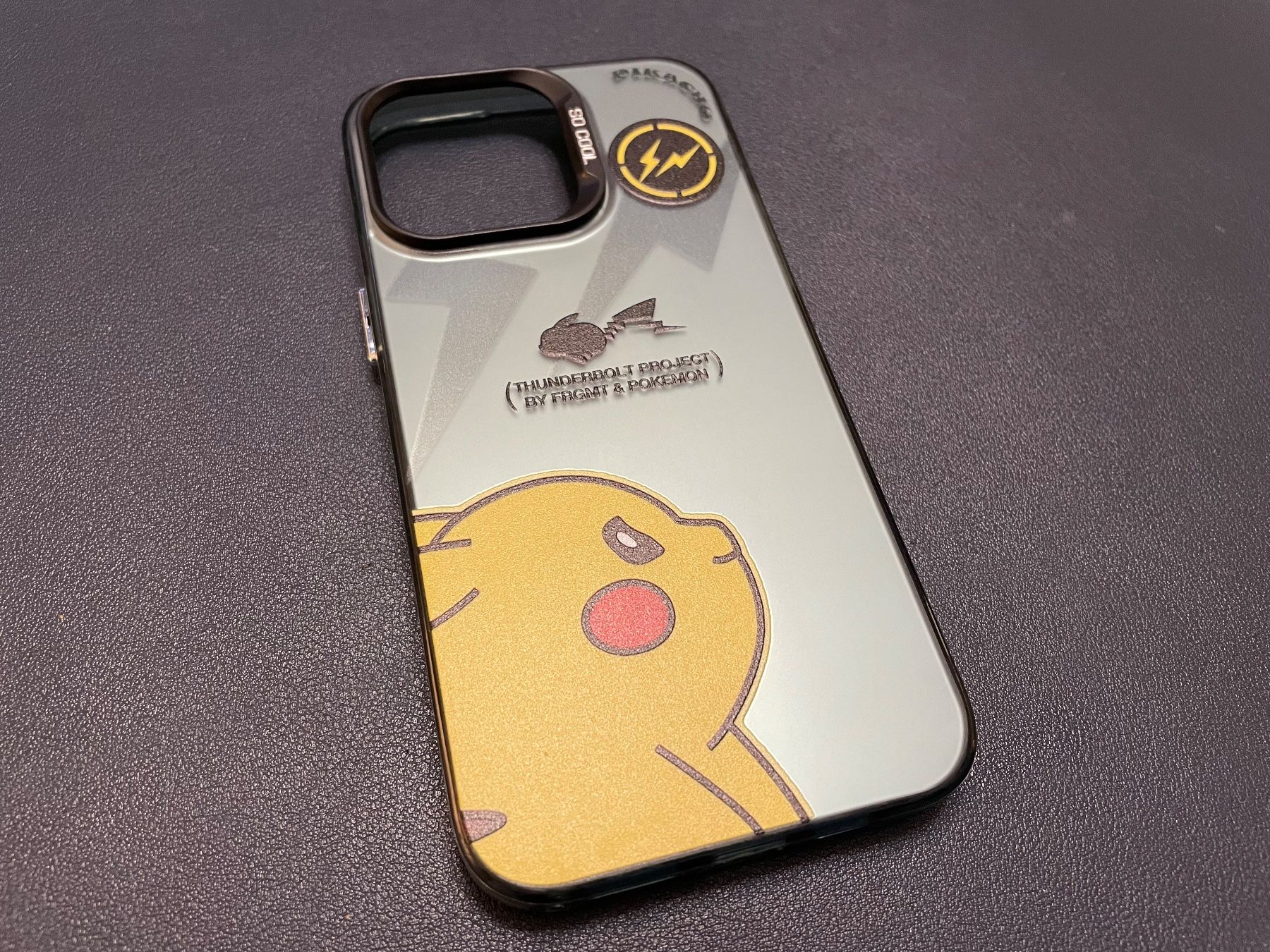 Apple Cover & Protezioni schermo: Coque Pokémon pour iPhone 15 Pro Max – Nuovo (secondo la descrizione) da Lausanne venduto da oenix 1