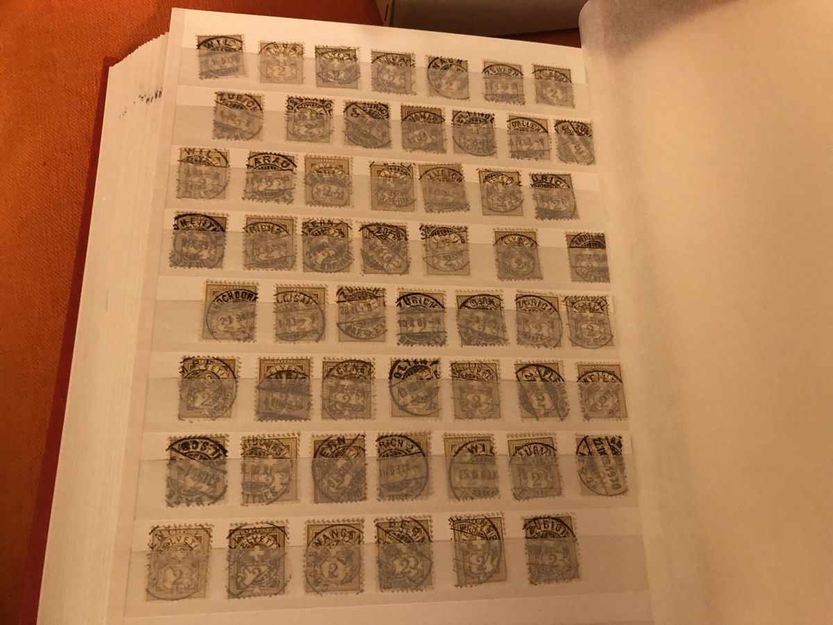 Alle Briefmarken: Sack mit BRIEFMARKEN in 9 Alben! – Gebraucht aus Lufingen von Rac0 7