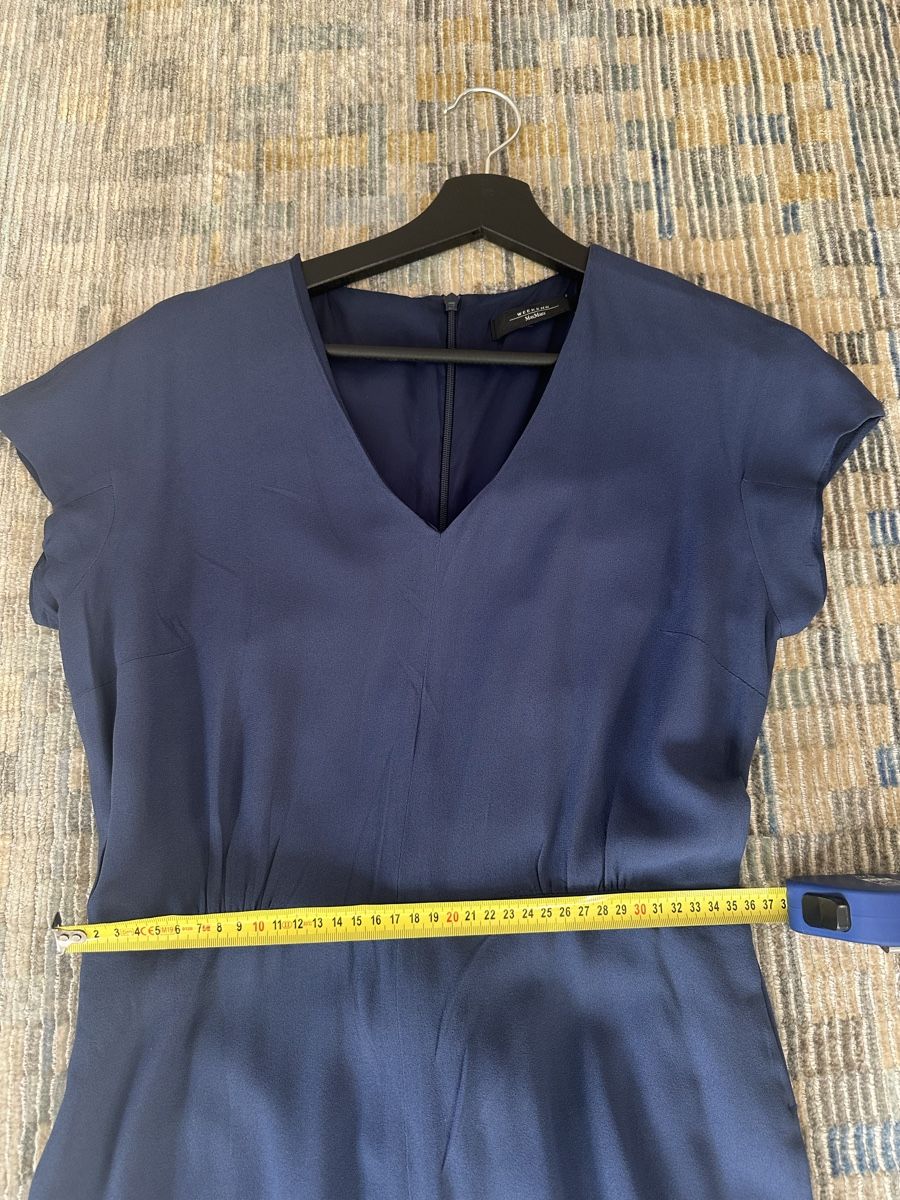 Max Mara Tute: MaxMara Weekend Navy Jumpsuit, size M – Usato da Zürich venduto da kas_g26m 1