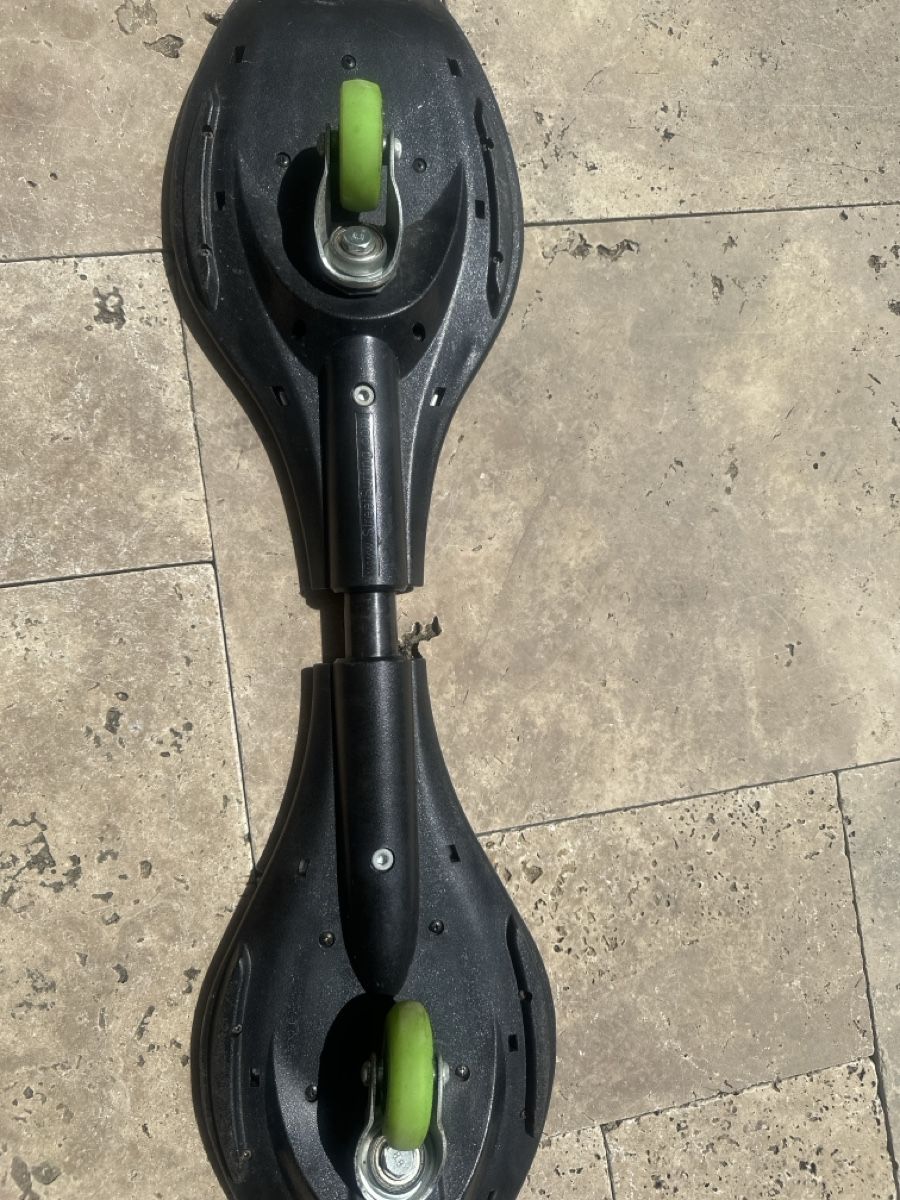 Skateboards: Waveboard – Gebraucht aus Auenstein von Crufi