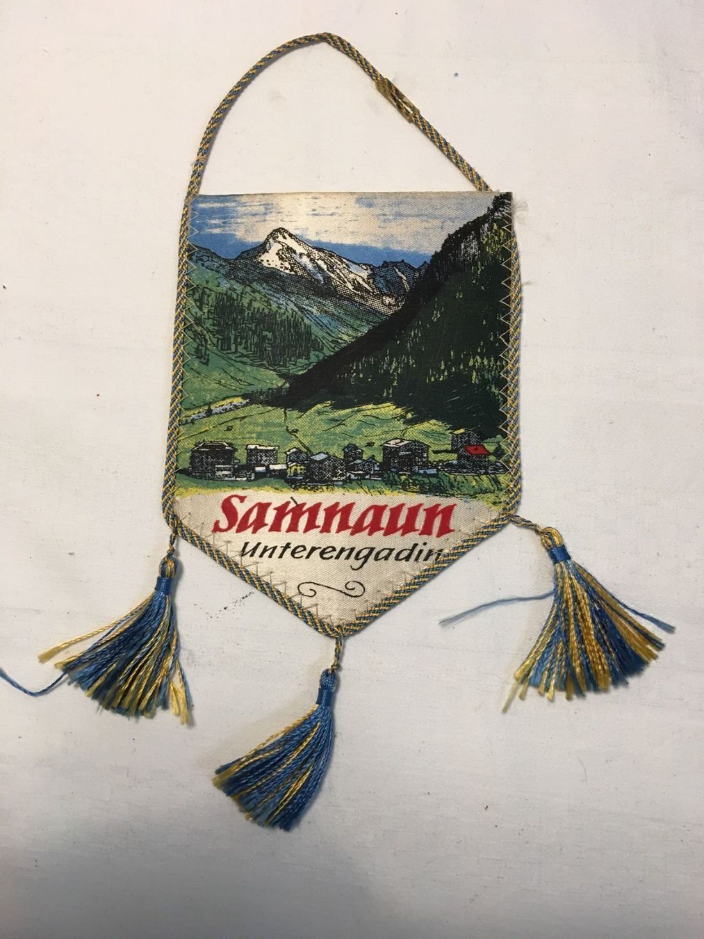 Tutte le decorazioni: Antiker farbiger Wimpel / Samnaun – Usato da Arch venduto da seil819