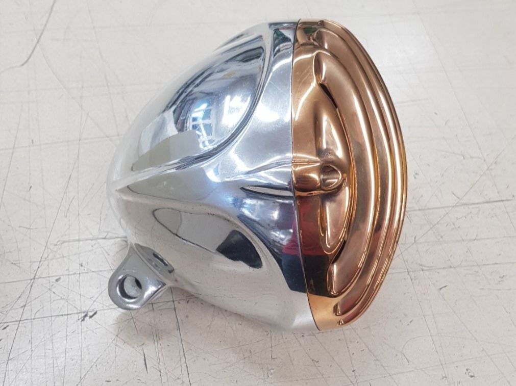 Harley-Davidson Fari: Harley Scheinwerfer mit Grill von CSC 4.5" – Usato da Niederrohrdorf venduto da freestyle01