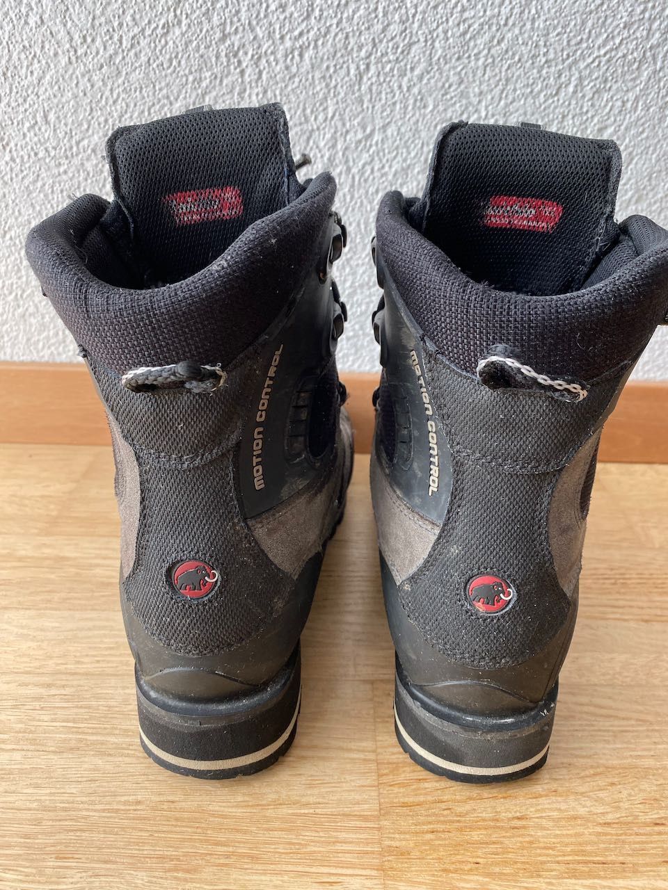 Mammut Scarpe da uomo: Mammut Gore-Tex Bergschuhe UK6.5/US7.5 – Usato da Bern venduto da dantheb 2