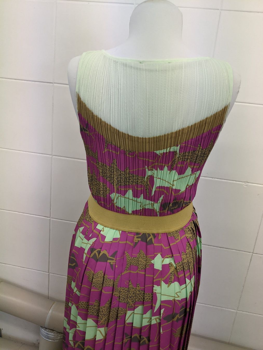 Vestiti: Farbiges Damenkleid Gr 38 / 40 – Nuovo (secondo la descrizione) da Langnau am Albis venduto da Judithsebi 5
