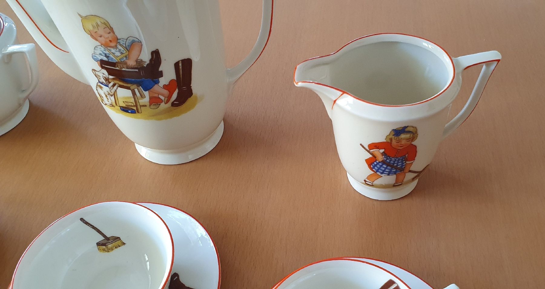 Geschirrsets: antikes Kinder Porzellan Service – Gebraucht aus Kreuzlingen von Rschweiz1 6