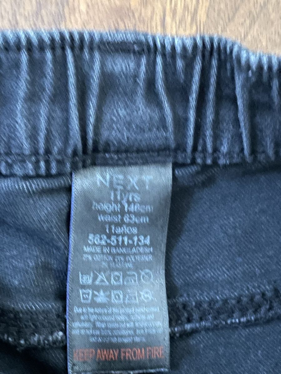 Next Hosen: Next Jeans schwarz Mädchen Gr 146 – Gebraucht aus Fehraltorf von Nadja0205 2