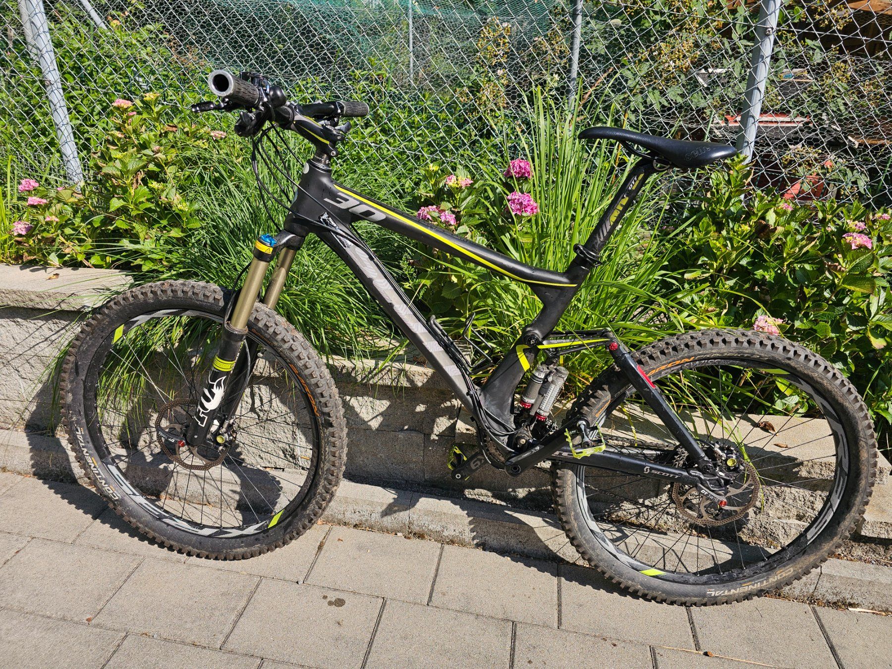Scott Velos: Scott Mountainbike Fully – Gebraucht aus Rüschlikon von tiniweeeny