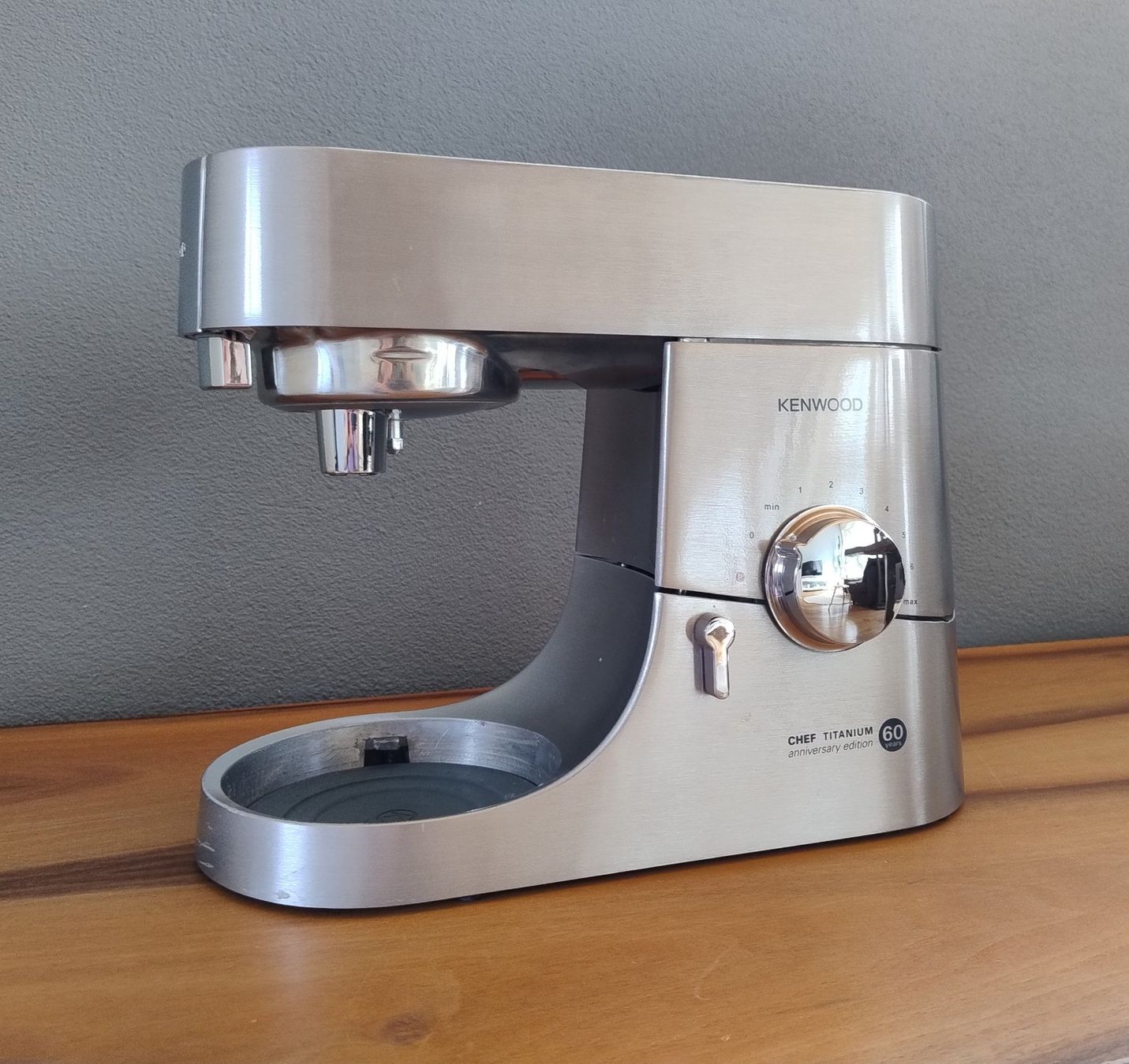 Kenwood Elettrodomestici da cucina: Kenwood Chef Titanium – Usato da Dallenwil venduto da and-maia 1