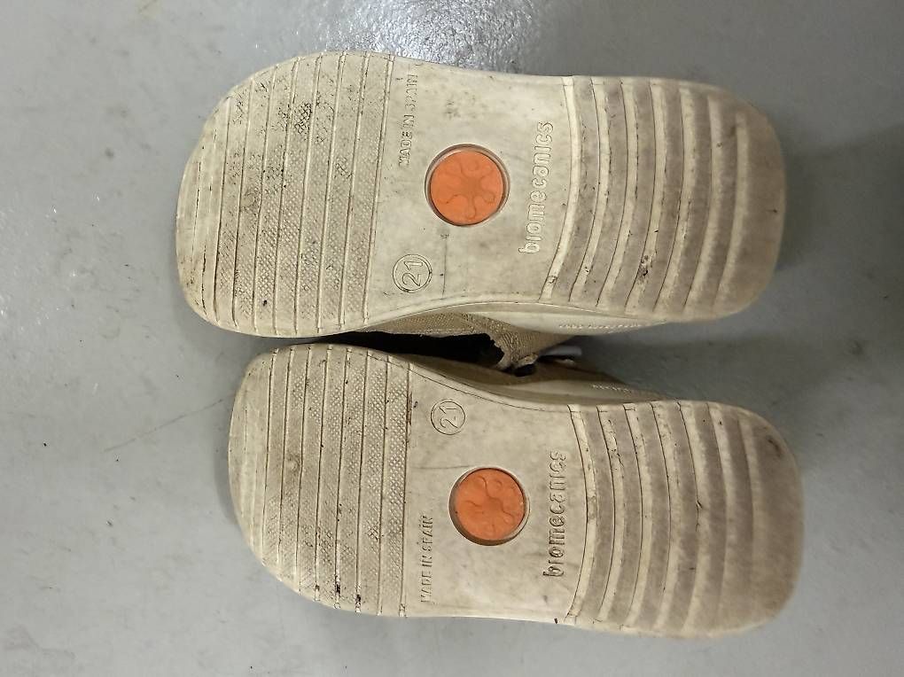 Schuhe für Jungen: Schuhe Sandal kind - Biomechanics Gr.21 – Gebraucht aus Zürich von mat_5l7y 1