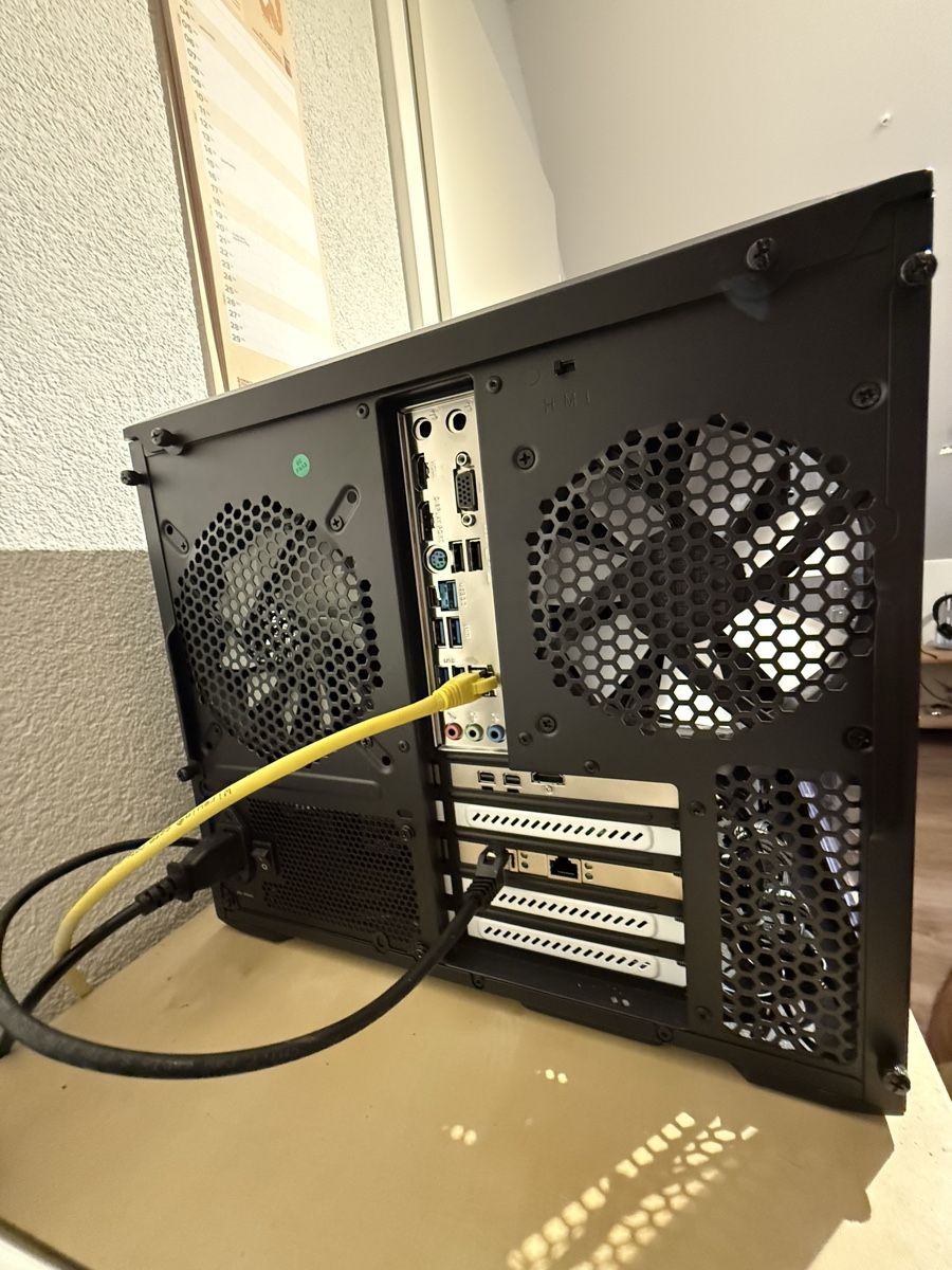 Server: TrueNAS File und App Server – Nuovo (secondo la descrizione) da Oberglatt ZH venduto da Weeman007 3