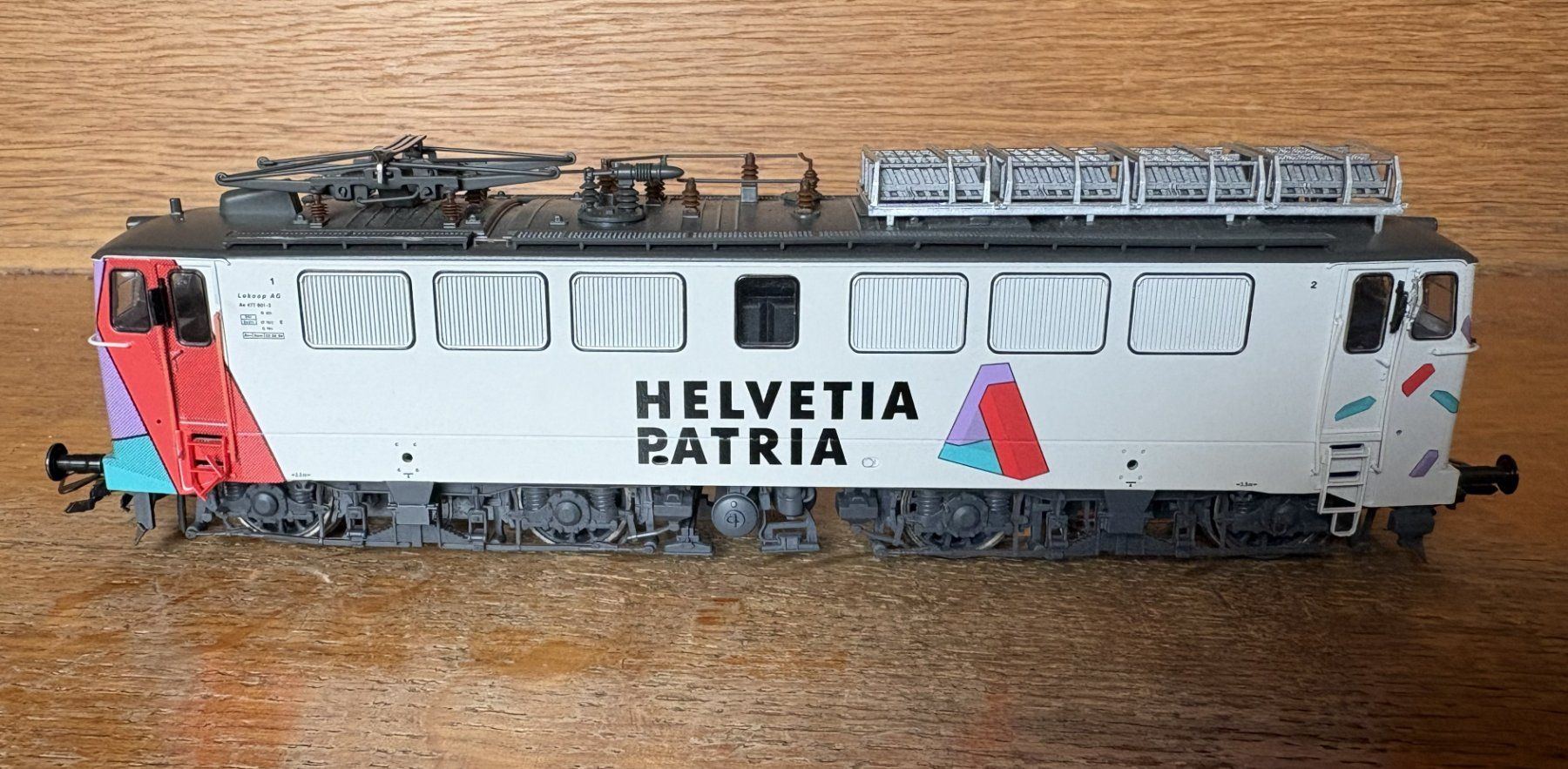 Modellini di ferrovie: Brawa H0 AC E-Lok BR E 42 Helvetia Patria – Usato da Volketswil venduto da zwitsch33 2